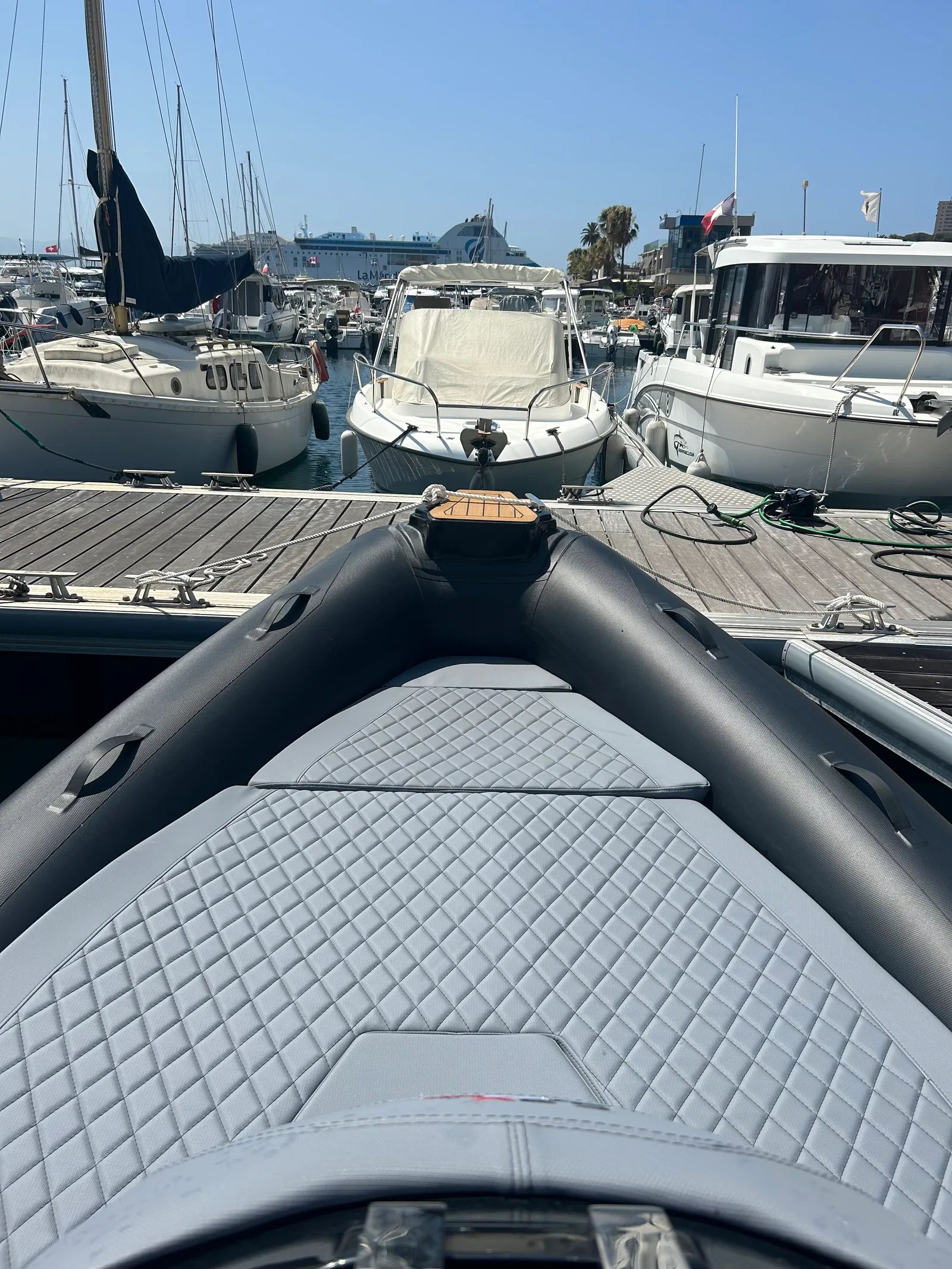 Bain de soleil avant avec T-top